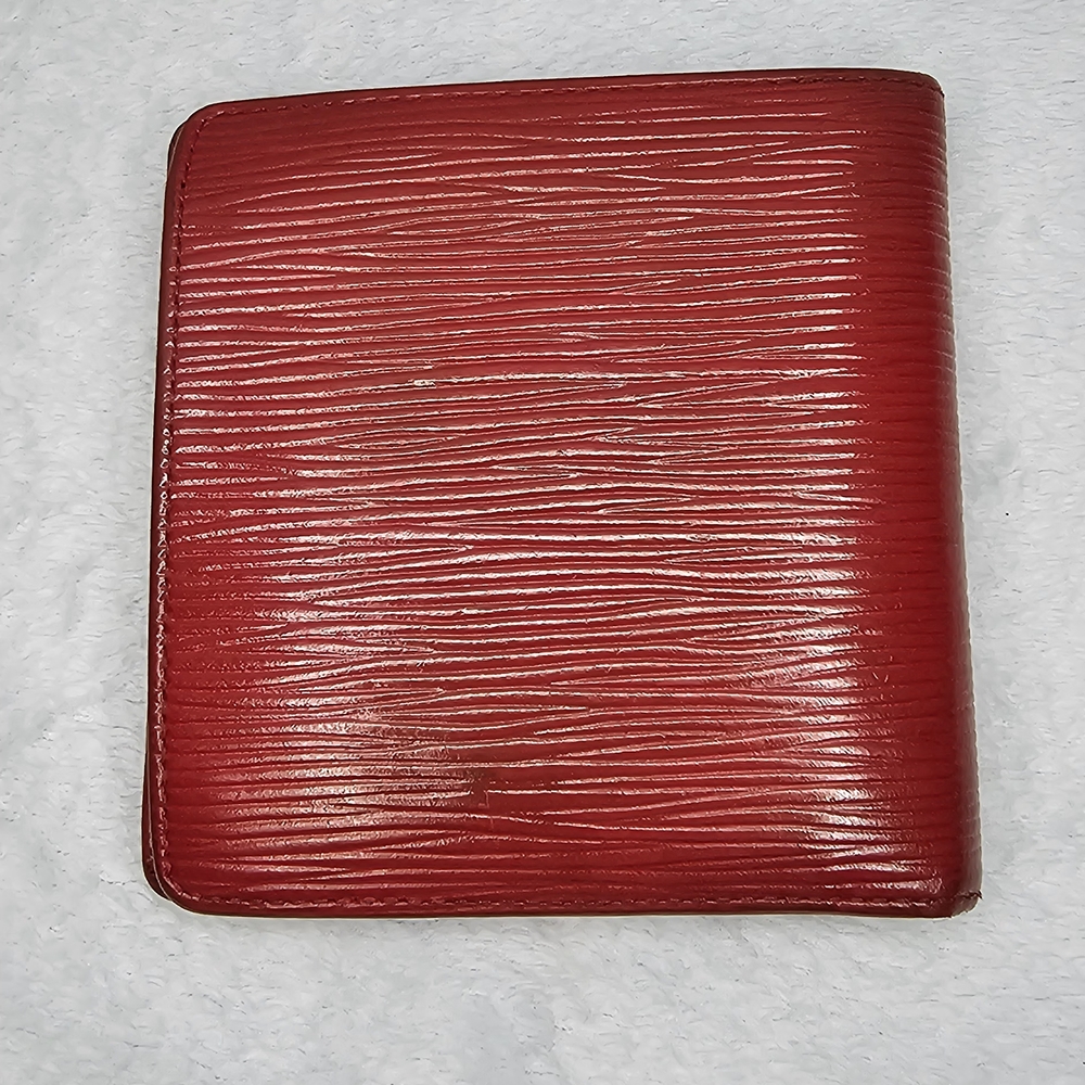 Louis Vuitton Red Epi Wallet - Picture 2 of 12